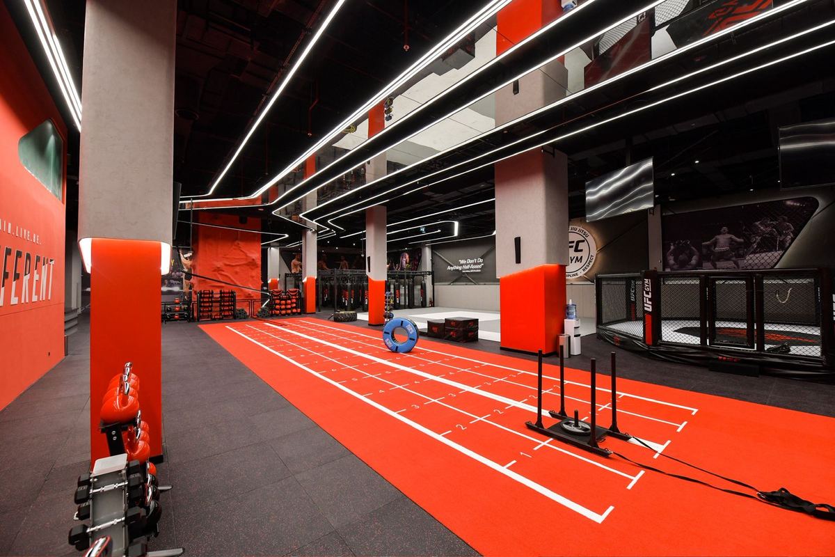 UFC Gym DSO — Community training session